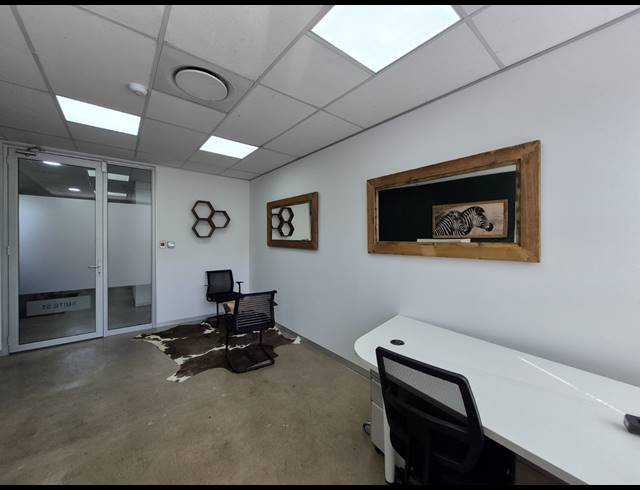 26M² OFFICE TO LET IN ROSEBANK